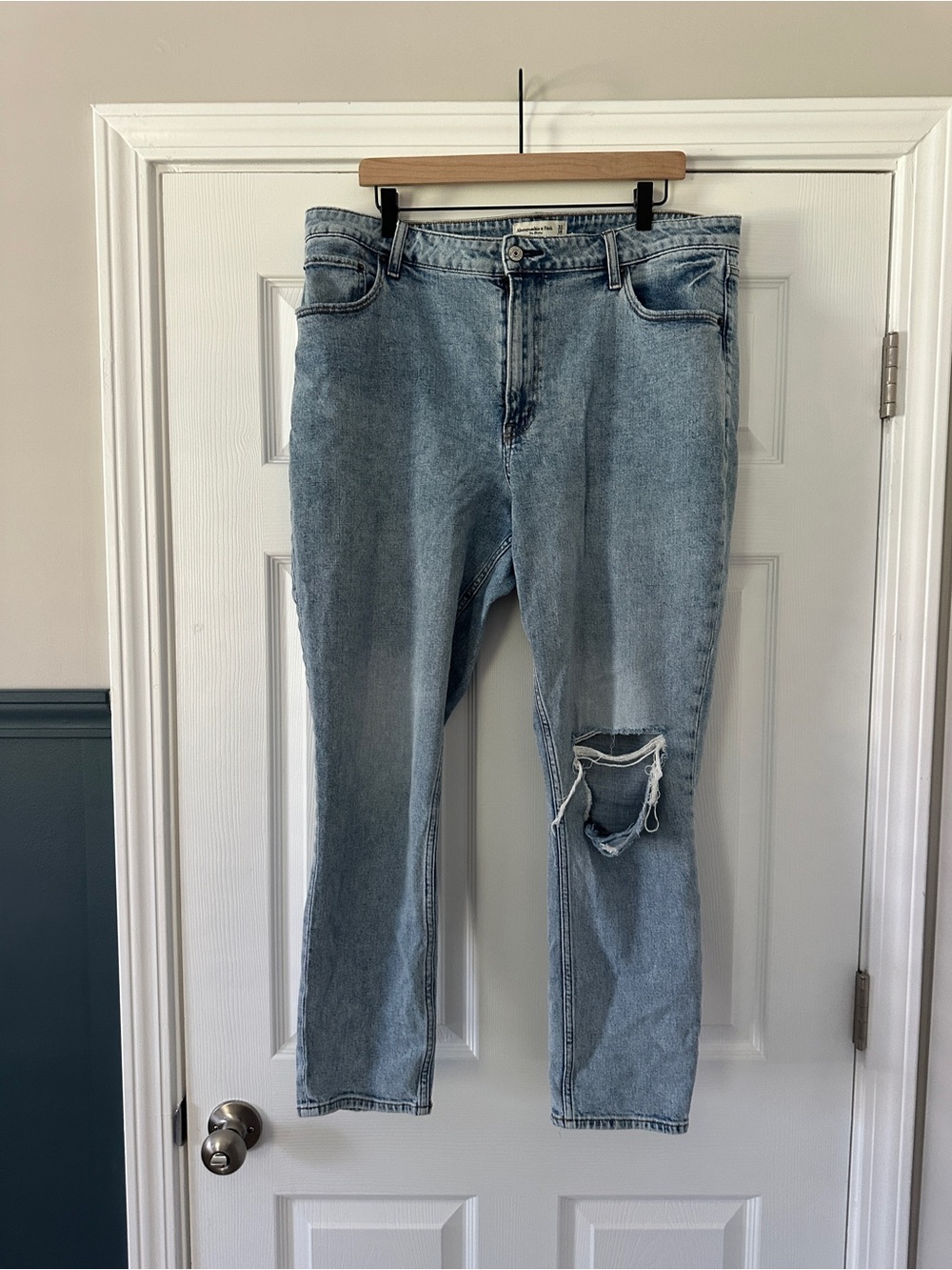Abercrombie & Fitch Curve Love High Rise Skinny Jean